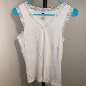 Gap lace trimmed Tank